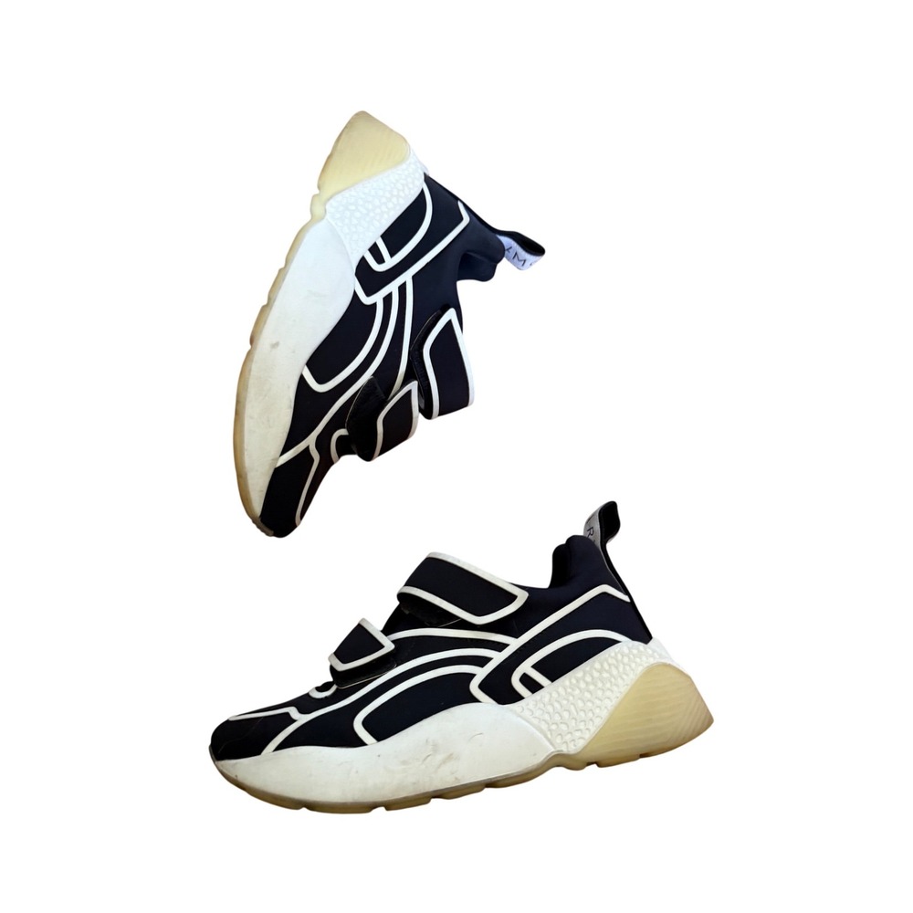 STELLA MCCARTNEY Eclypse Minimalist Sneakers in Black‎ and white